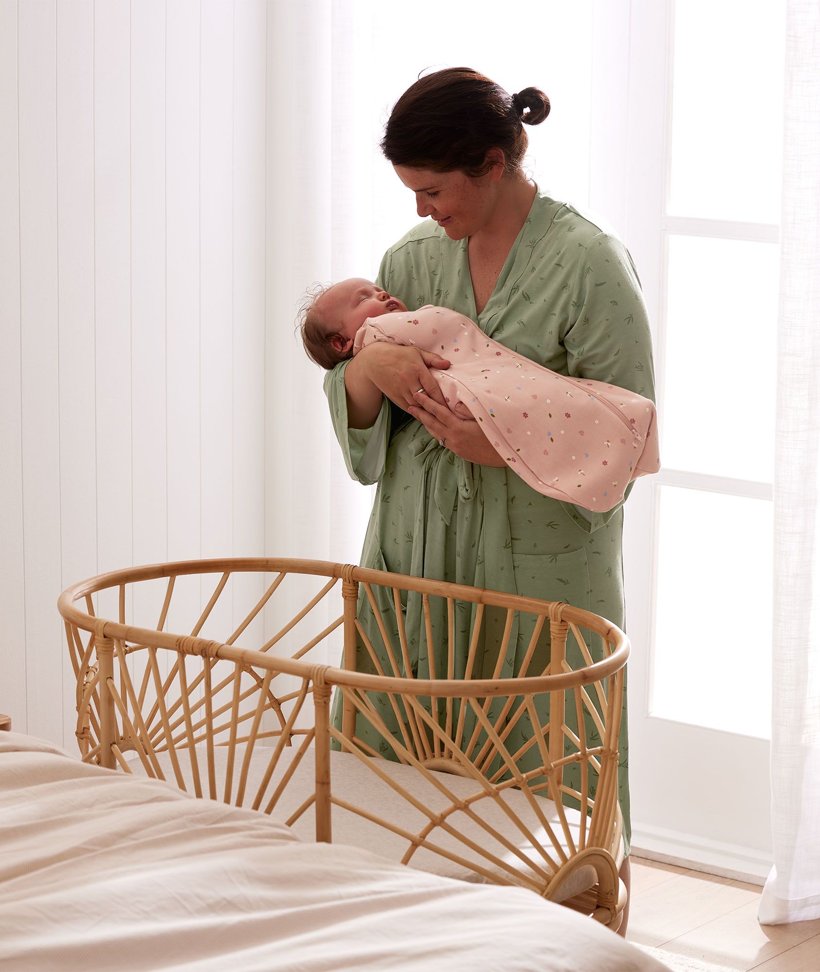 Cocoon Swaddle Sack 1.0 TOG Daisies ergopouch US